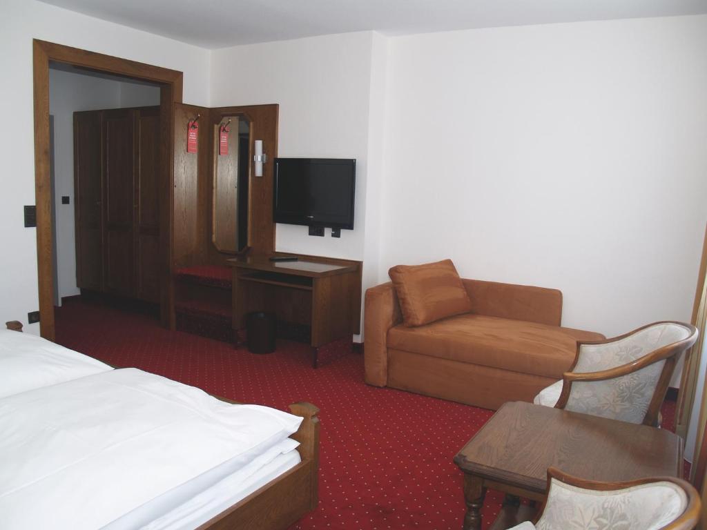 Hotel Felsenkeller روديسهايم ام رين الغرفة الصورة